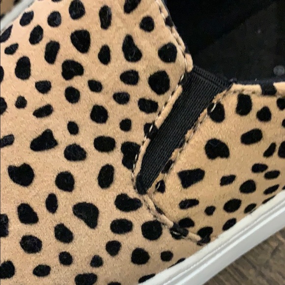 NWOT Faux Suede Animal Print Slip On Sneakers - Picture 6 of 6